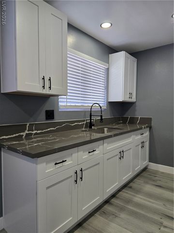 3240 North Michael Way 1, Las Vegas, NV 89108