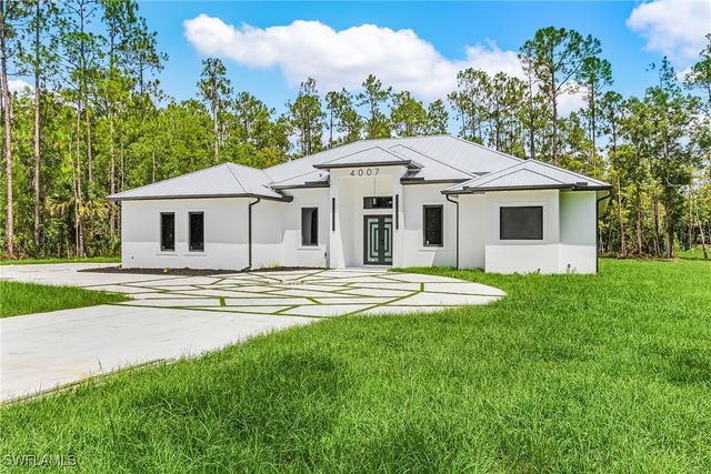 4007 2nd AVE SE, Naples, FL 34117