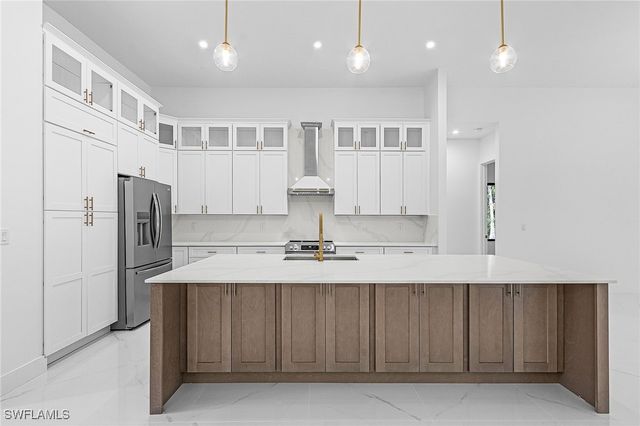 4007 2nd AVE SE, Naples, FL 34117