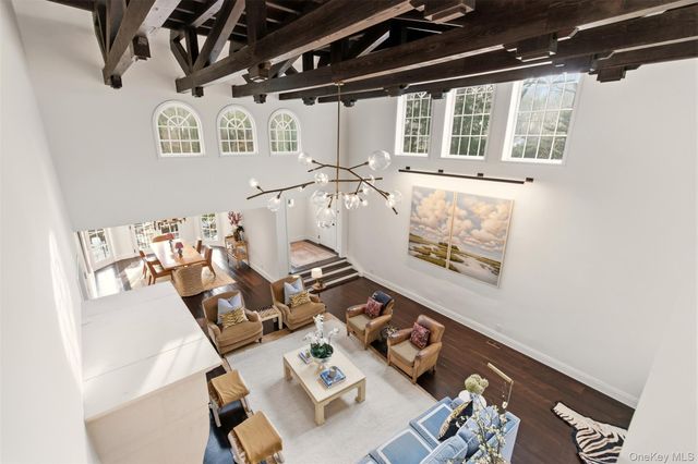 1347 Chicken Valley Road, Upper Brookville, NY 11771