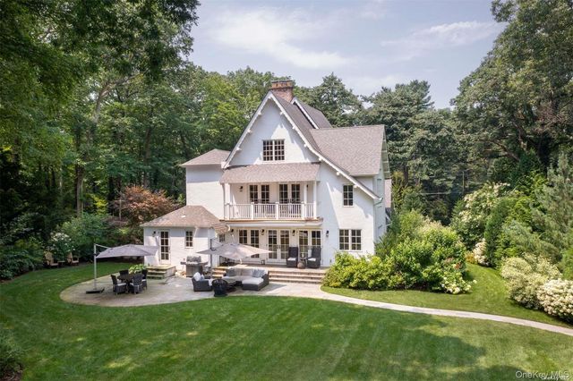 1347 Chicken Valley Road, Upper Brookville, NY 11771