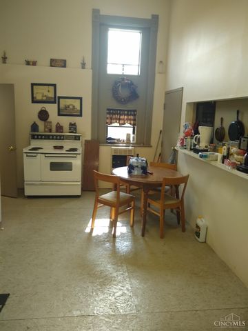 104 Main Street, Sinking Spring, OH 45172