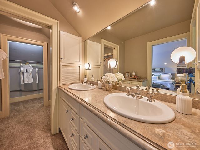 700 W Prospect Street, Seattle, WA 98119