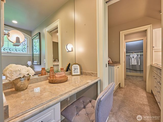 700 W Prospect Street, Seattle, WA 98119