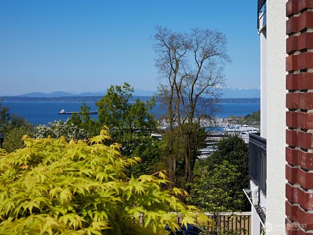 700 W Prospect Street, Seattle, WA 98119