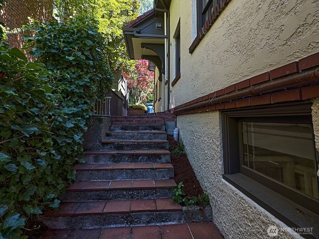 700 W Prospect Street, Seattle, WA 98119
