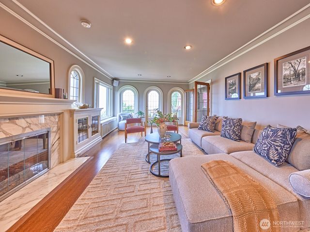 700 W Prospect Street, Seattle, WA 98119