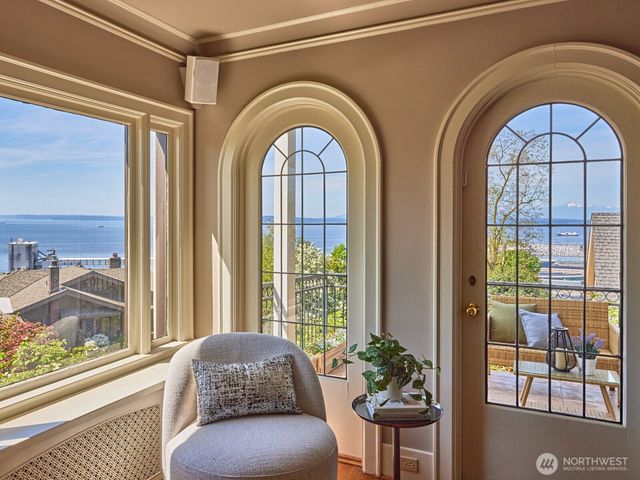 700 W Prospect Street, Seattle, WA 98119