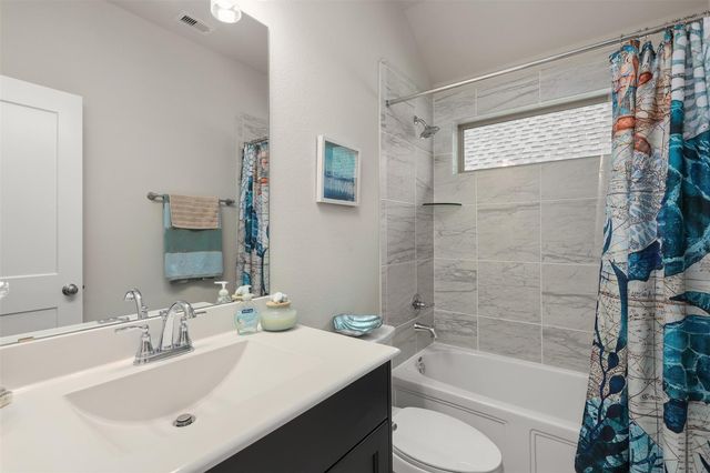 3109 Secret Lagoon Lane, Texas City, TX 77568