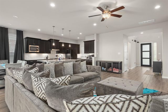 3109 Secret Lagoon Lane, Texas City, TX 77568