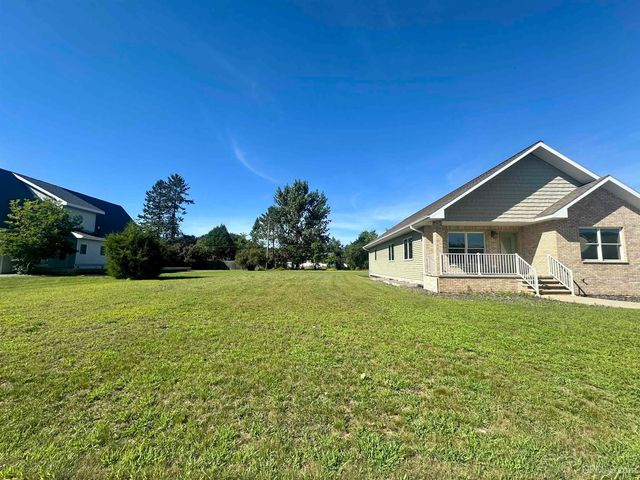 2016 S 13th Avenue, Escanaba, MI 49829