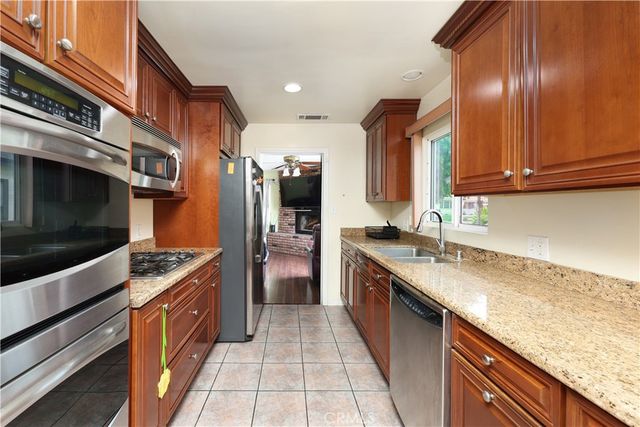 11702 Utah, South Gate, CA 90280