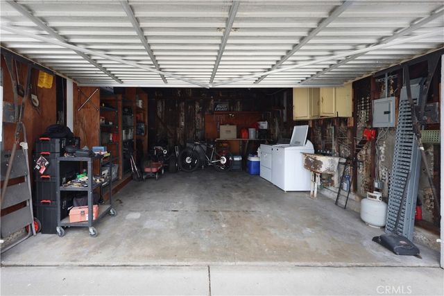 11702 Utah, South Gate, CA 90280