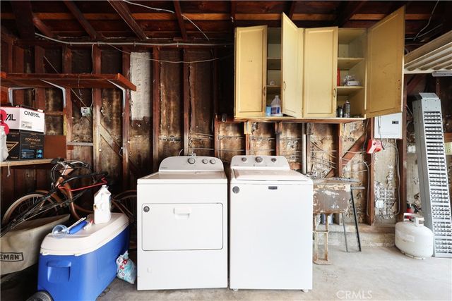 11702 Utah, South Gate, CA 90280