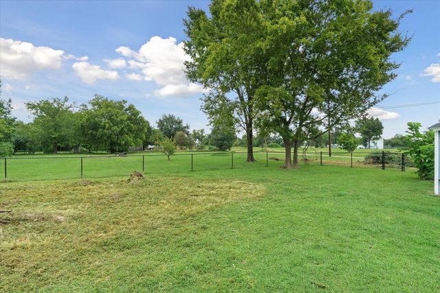 21280 ST HWY 64, Canton, TX 75103
