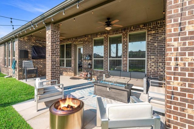 18222 Wren Song Drive, Cypress, TX 77429