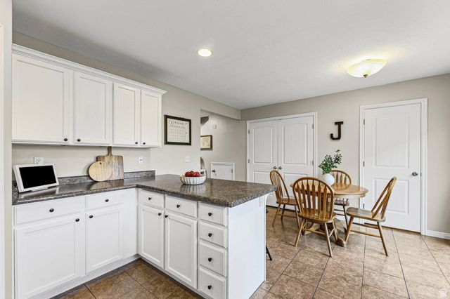 2464 N CHARLESTON AVE, Harrisville, UT 84414