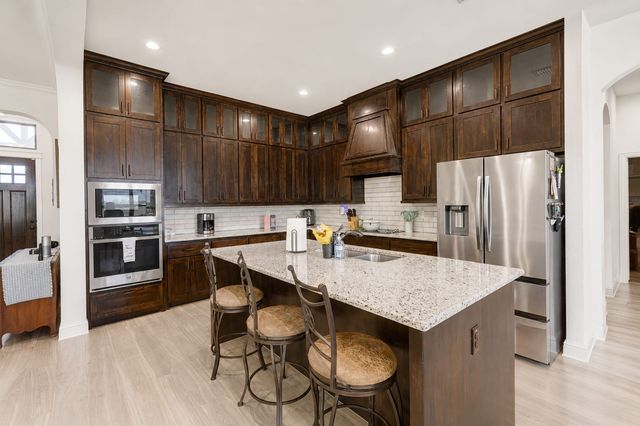 430 Solo Ridge Drive, Waxahachie, TX 75167