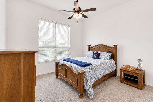 430 Solo Ridge Drive, Waxahachie, TX 75167