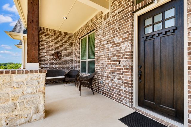 430 Solo Ridge Drive, Waxahachie, TX 75167
