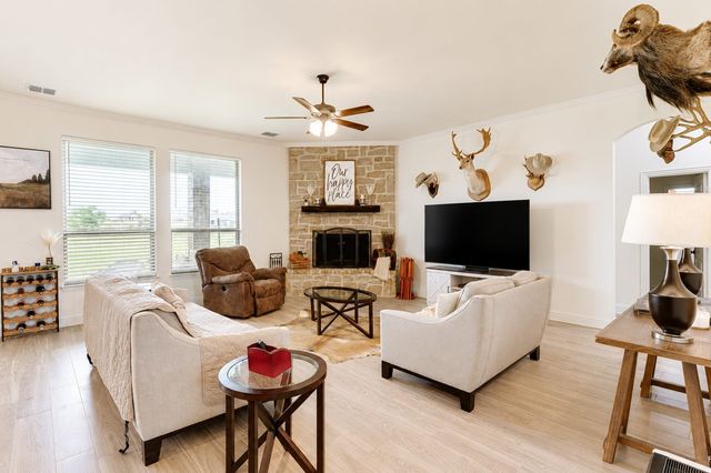 430 Solo Ridge Drive, Waxahachie, TX 75167
