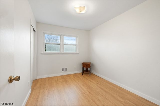 37 Louise Dr, Manville Boro, NJ 08835