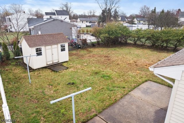 37 Louise Dr, Manville Boro, NJ 08835