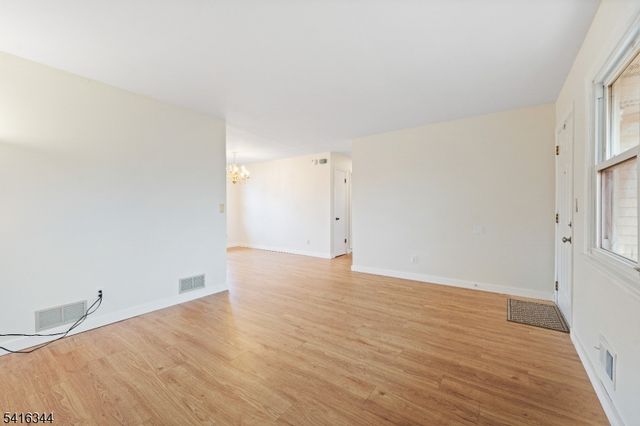 37 Louise Dr, Manville Boro, NJ 08835