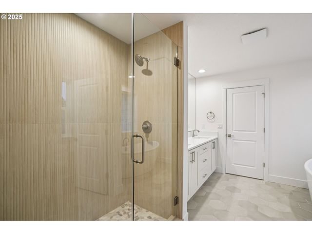 5266 N 93rd St Lot 273, Camas, WA 98607