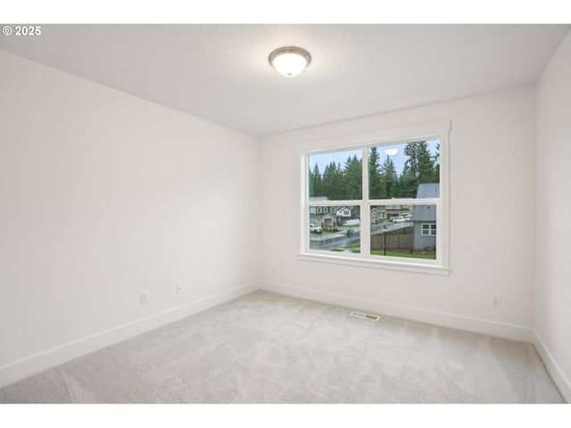 5266 N 93rd St Lot 273, Camas, WA 98607