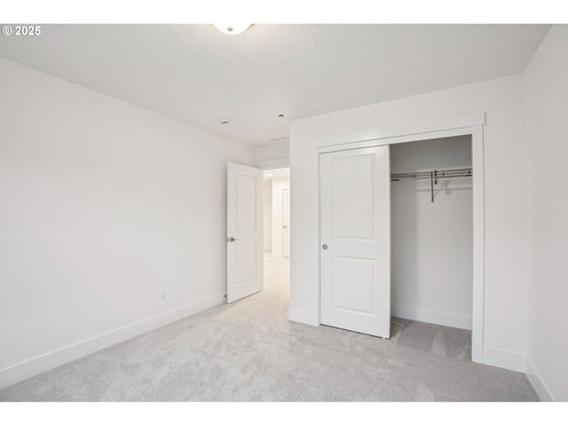 5266 N 93rd St Lot 273, Camas, WA 98607