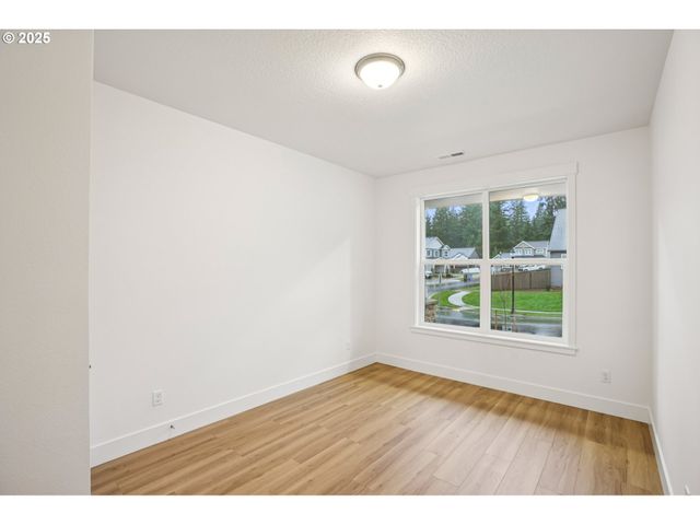 5266 N 93rd St Lot 273, Camas, WA 98607