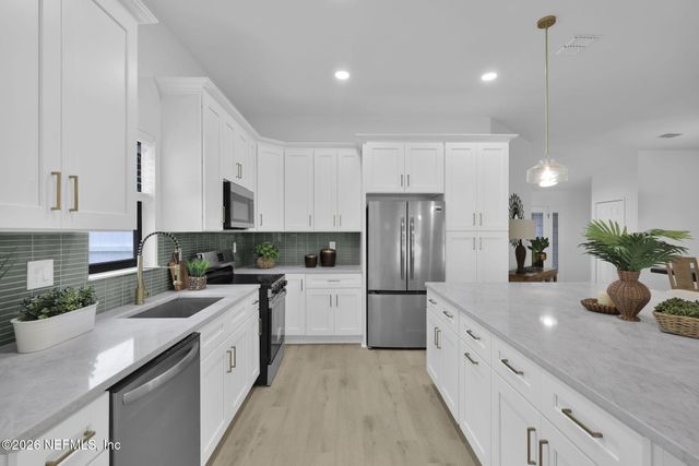 12966 MEDFORD Lane, Jacksonville, FL 32225