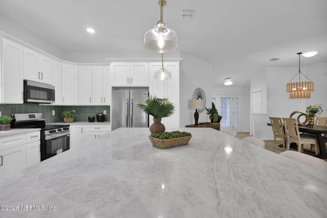 12966 MEDFORD Lane, Jacksonville, FL 32225