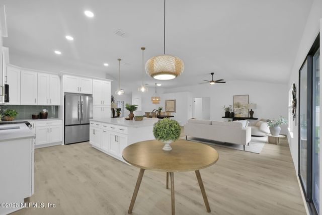 12966 MEDFORD Lane, Jacksonville, FL 32225