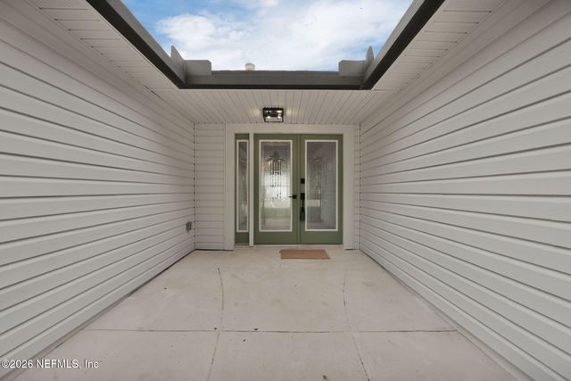 12966 MEDFORD Lane, Jacksonville, FL 32225