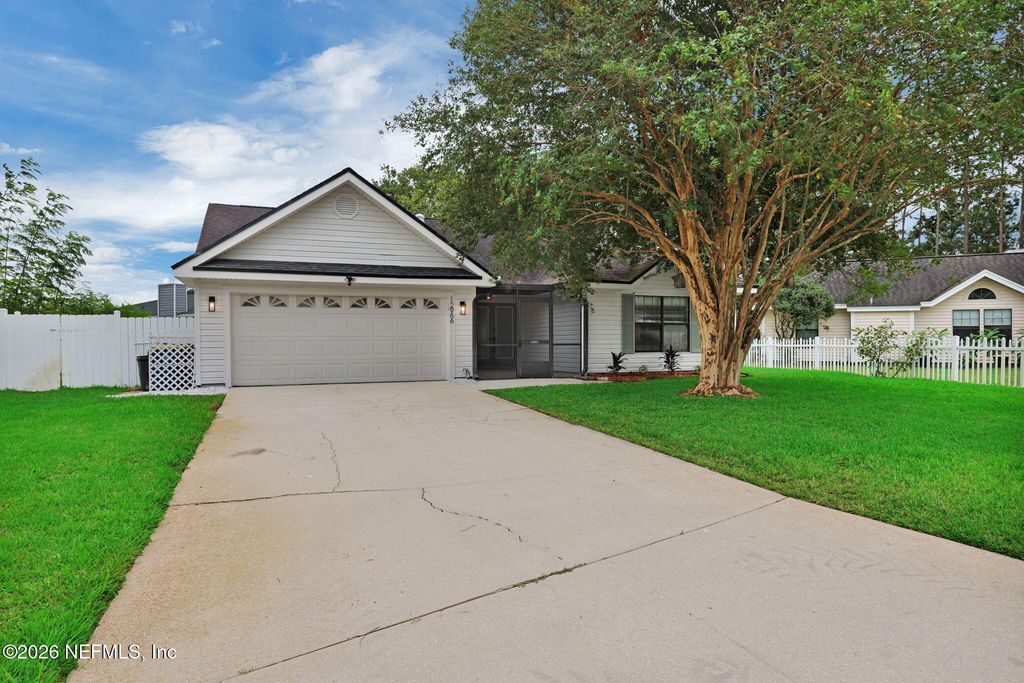 12966 MEDFORD Lane, Jacksonville, FL 32225