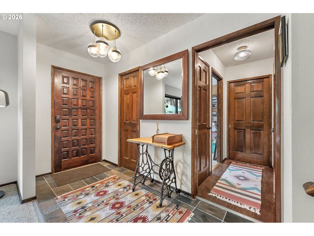 7260 Sw WILSON Ct, Beaverton, OR 97008