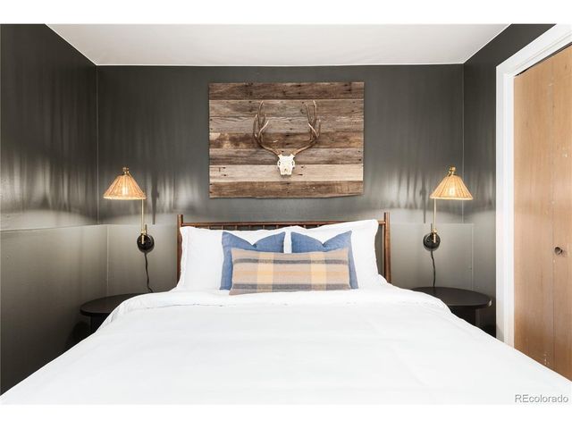 9292 W 56th Pl, Arvada, CO 80002