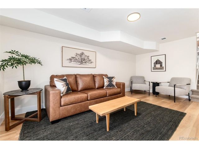 9292 W 56th Pl, Arvada, CO 80002