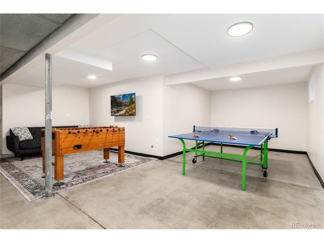 9292 W 56th Pl, Arvada, CO 80002