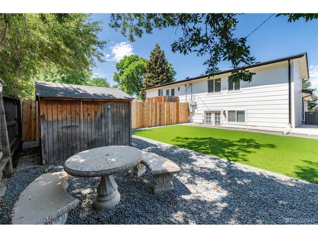 9292 W 56th Pl, Arvada, CO 80002