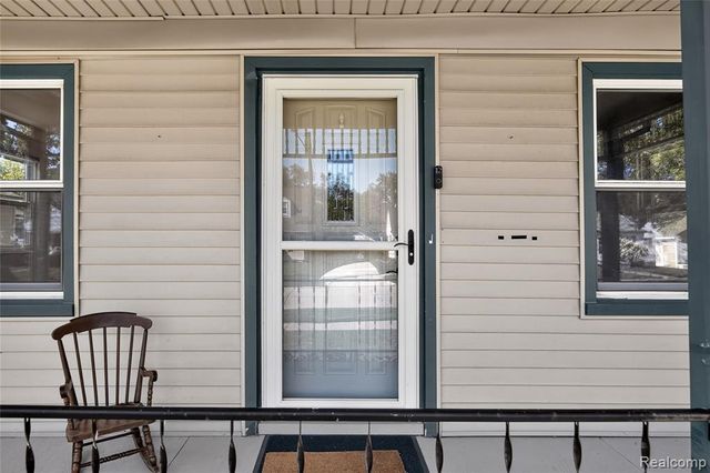 13729 Netherwood Street, Southgate, MI 48195