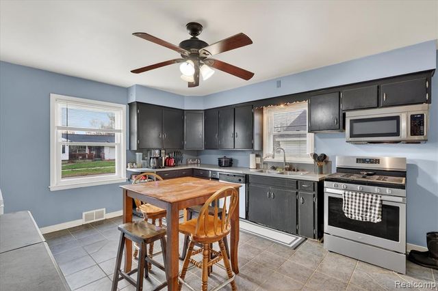 959 Blanchard Street, Wyoming, MI 49509