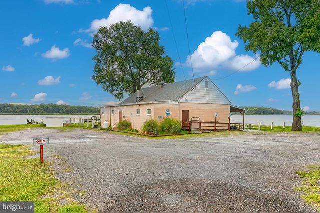 6801 NORTH RIVER, Middle River, MD 21220