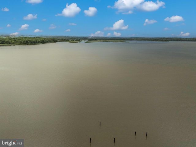 6801 NORTH RIVER, Middle River, MD 21220