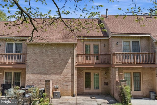 13 RAMPART DR, Chesterbrook, PA 19087