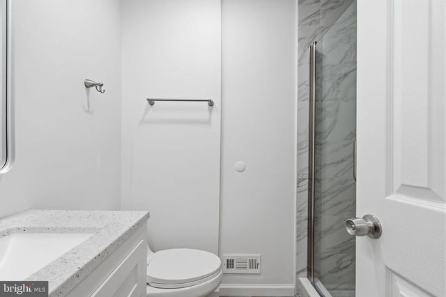 13 RAMPART DR, Chesterbrook, PA 19087