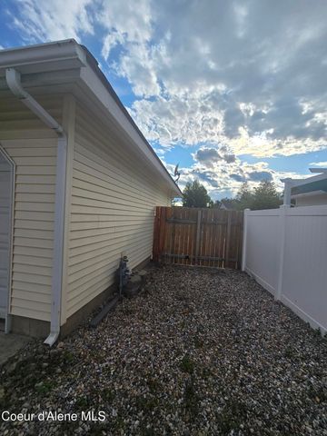 1714 N Quail Run BLVD, Post Falls, ID 83854