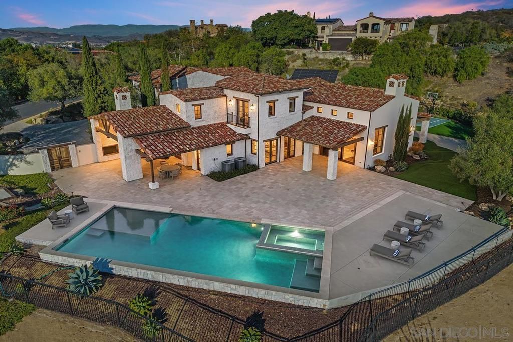 8069 Entrada De Luz E, San Diego, CA 92127 — exterior